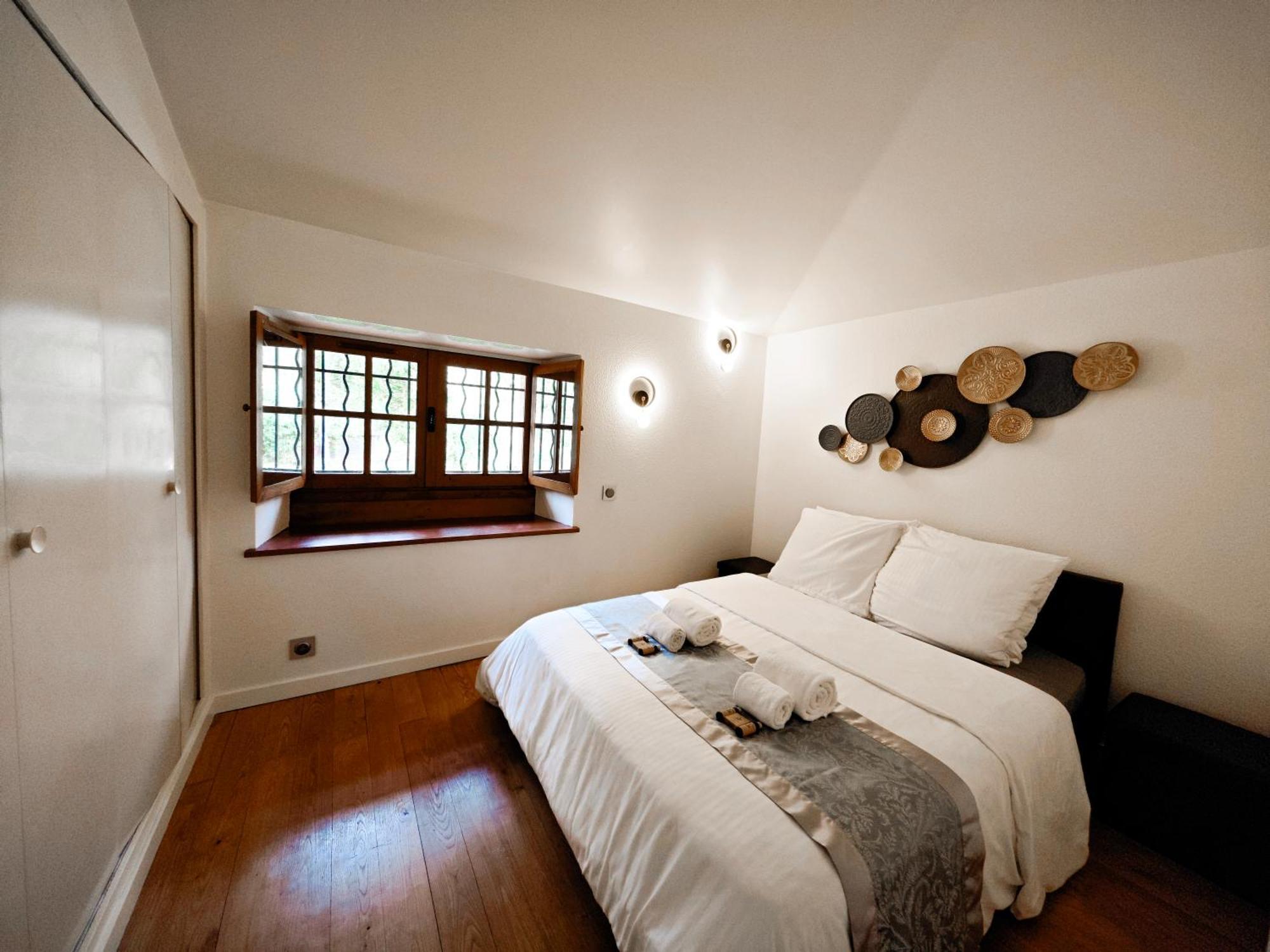 Villa Tagibao Avec Piscine Chauffee Et Spa Lesterps Εξωτερικό φωτογραφία