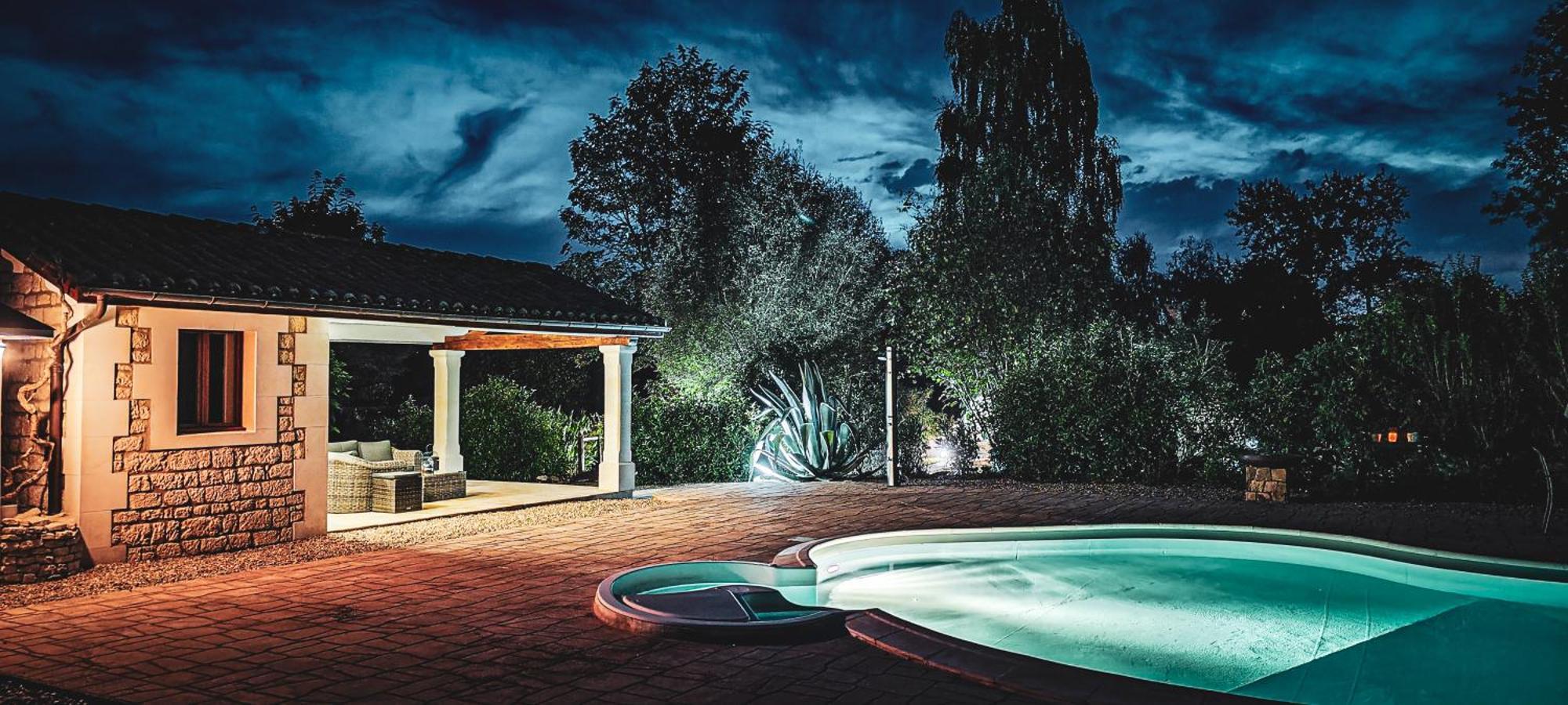 Villa Tagibao Avec Piscine Chauffee Et Spa Lesterps Εξωτερικό φωτογραφία